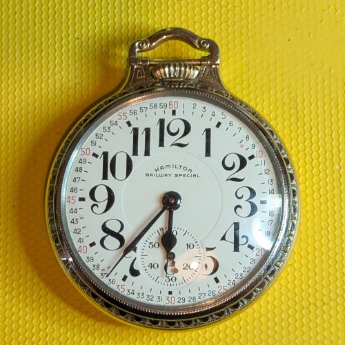 Hamilton Watch Co. Grade 950B Pocket Watch image 2