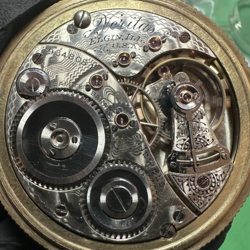 Elgin National Watch Co. Grade 239 Pocket Watch image 1