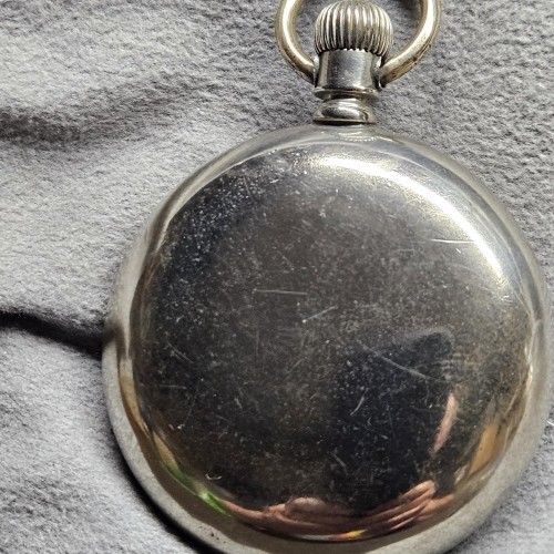 South Bend Watch Co. Grade 305 Pocket Watch image 3