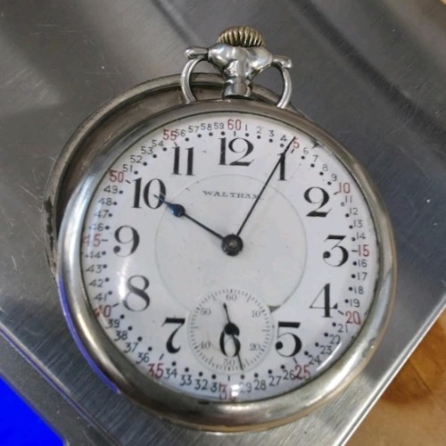 Waltham Grade Crescent St. Pocket Watch Image
