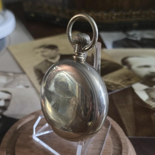Illinois Watch Co. Grade 101 1/2 Pocket Watch image 3