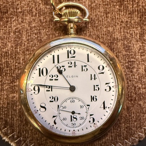 Elgin National Watch Co. Grade 270 Pocket Watch image 2