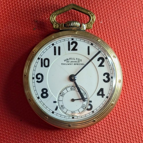Hamilton Watch Co. Grade 950B Pocket Watch image 2