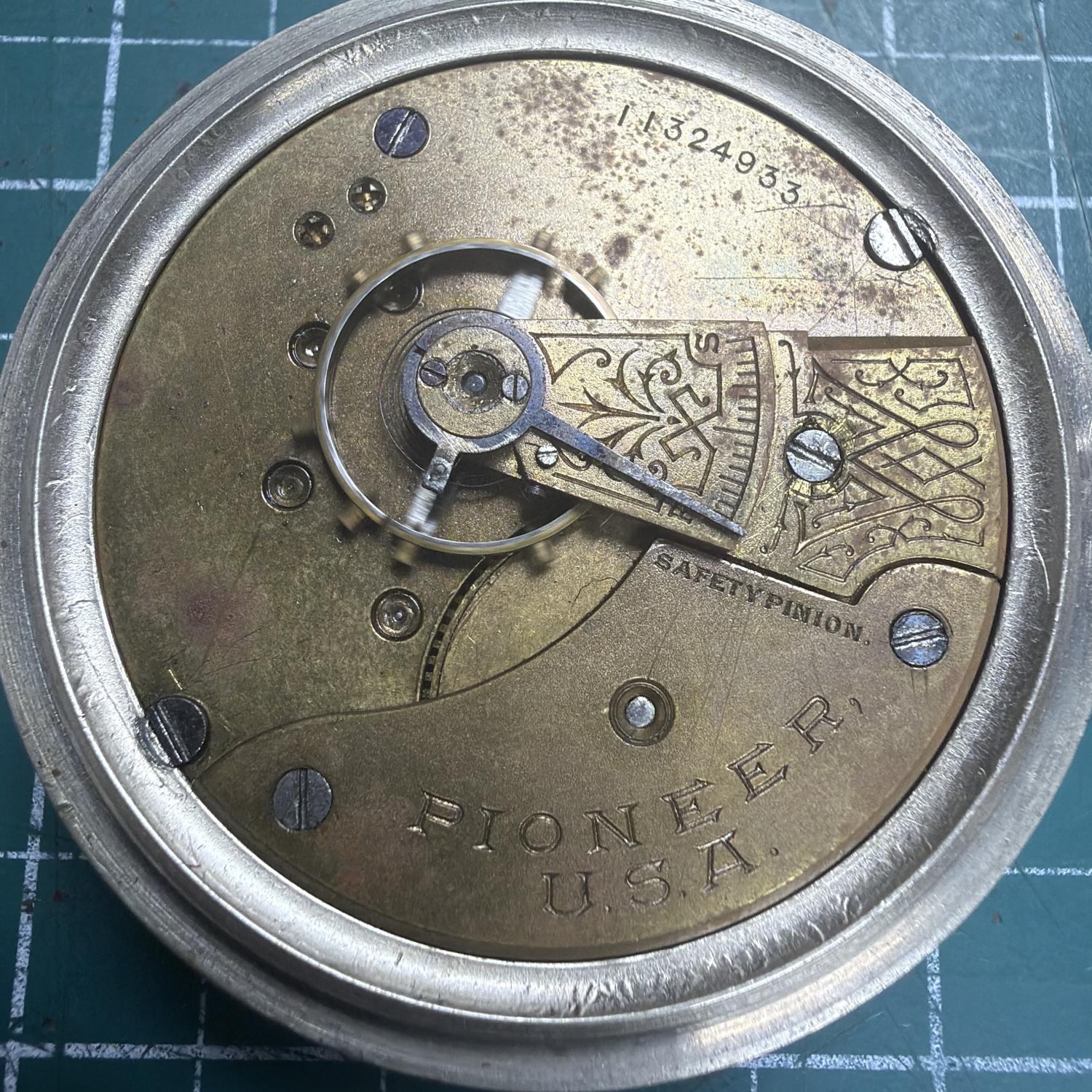 Waltham Grade Pioneer Watch #11324933 - 18s, 7j - Uploaded by Tocayo