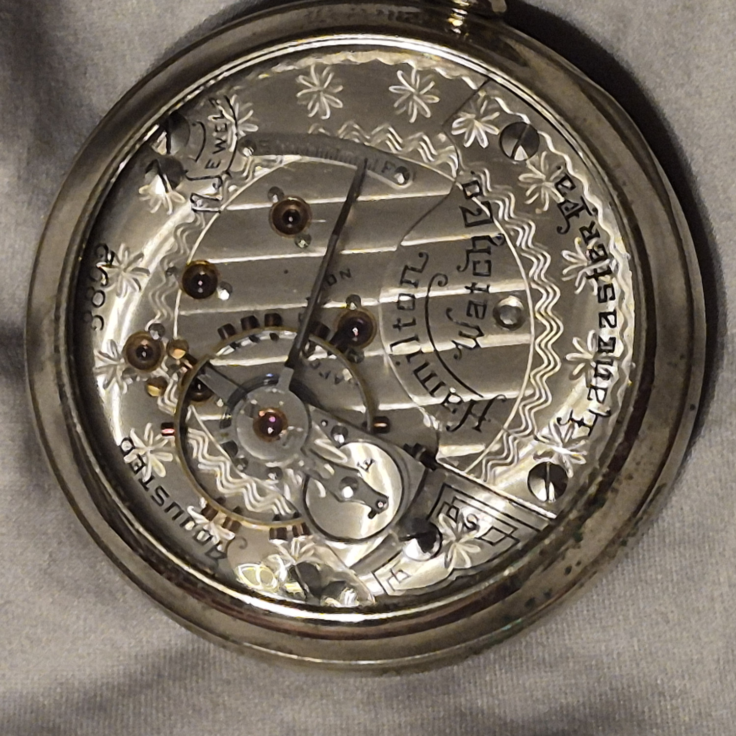 Hamilton Grade 935 Watch #3892 - 18s, 17j - Uploaded by petrifiedtrees