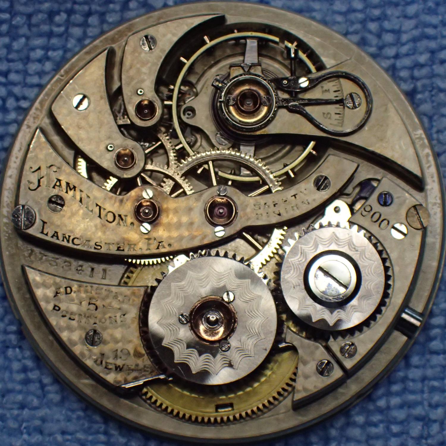 Hamilton Grade 900 Watch #1753411 - 12s, 19j - Uploaded by Msw233